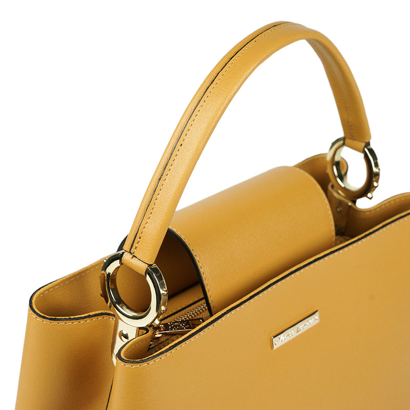 CRISTINA - A modern leather bag b/size